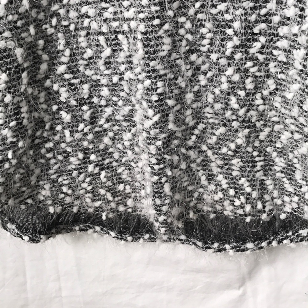 Sweater - Picture 3 of 4